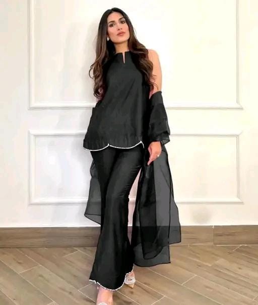 sensational women indo western with dupatta sensational women indo western with dupatta
